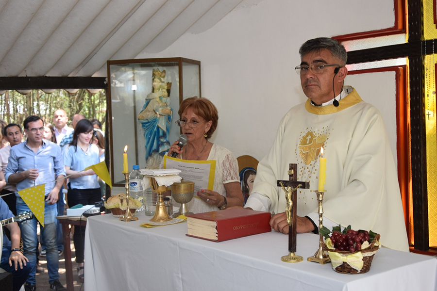 Sacramento de la Primera Comunión Nivel Primario